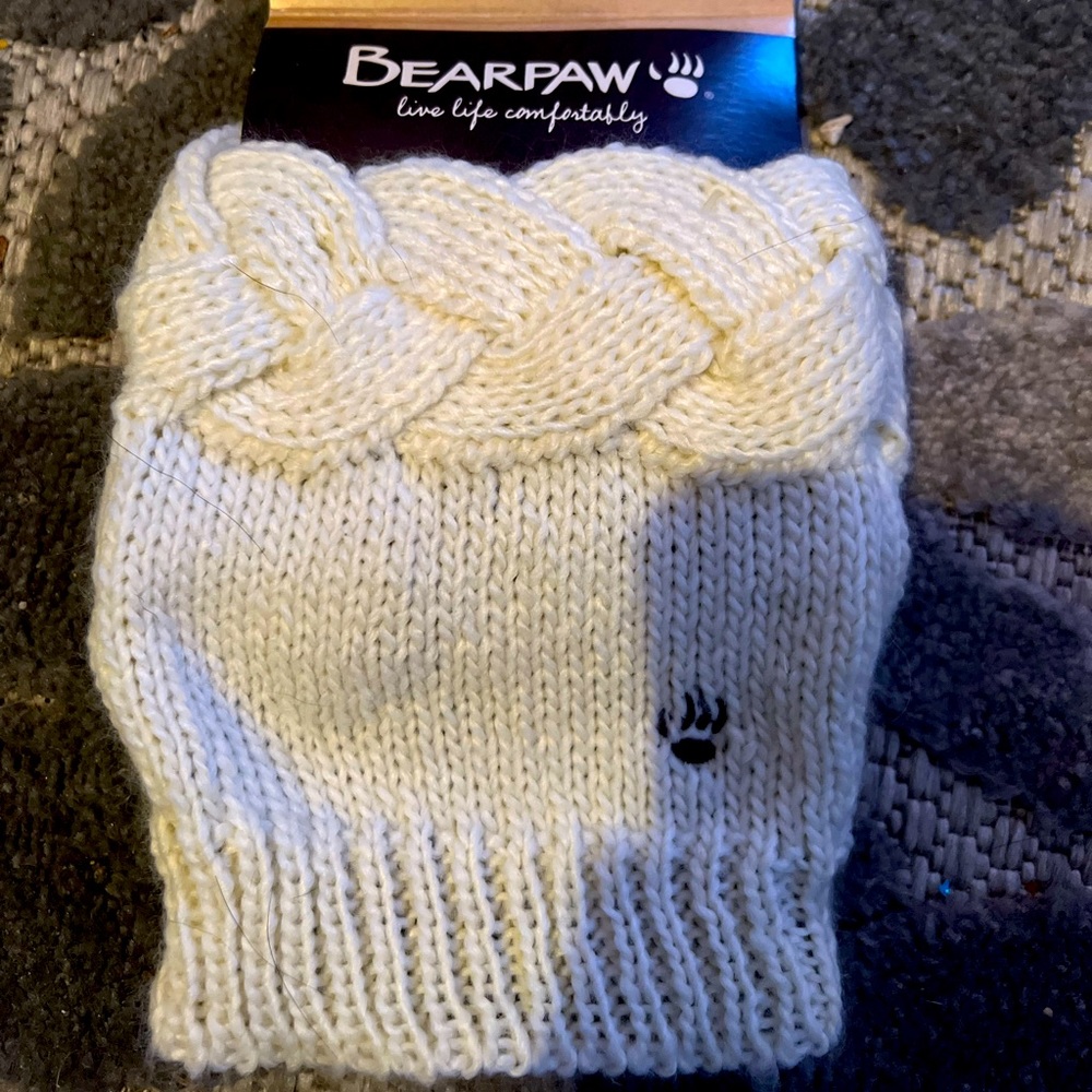 Bearpaw Beige Boot Toppers.
